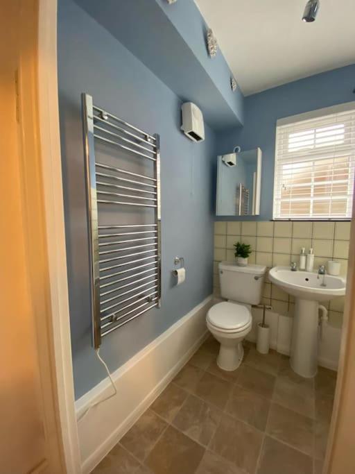 Апартаменты Eremue Court Hideaway Yarmouth Iow Экстерьер фото